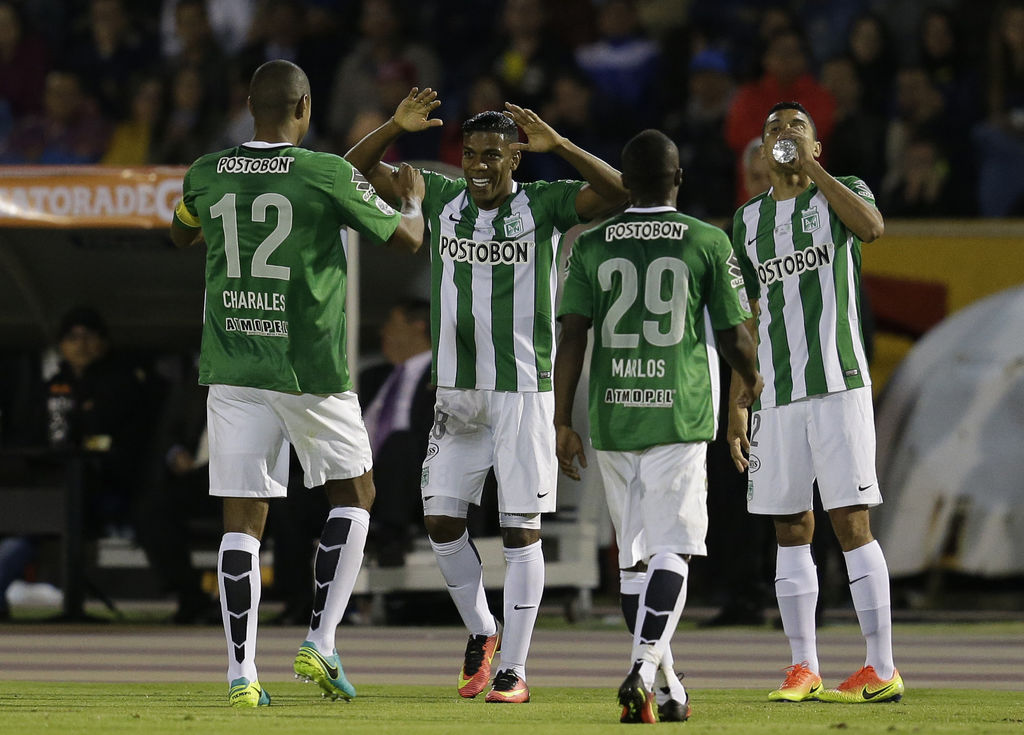 Atlético Nacional sacó un empate a un gol en el partido de ida en casa de Independiente del Valle. (AP)