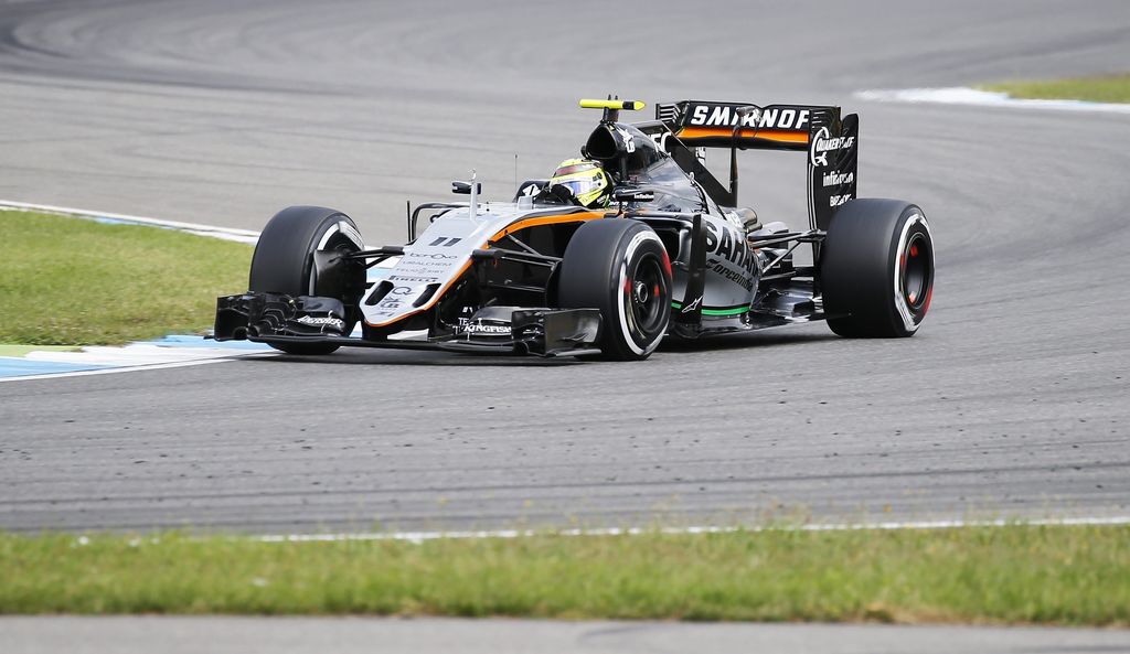 El piloto mexicano Sergio Pérez finalizó en la décima posición en el Gran Premio de Alemania. (EFE)