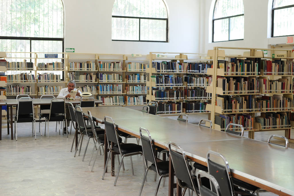 Vacías. Según Inegi, 2 de cada 10 personas acudieron a la biblioteca en el último año, en Coahuila. (Ramón Sotomayor)