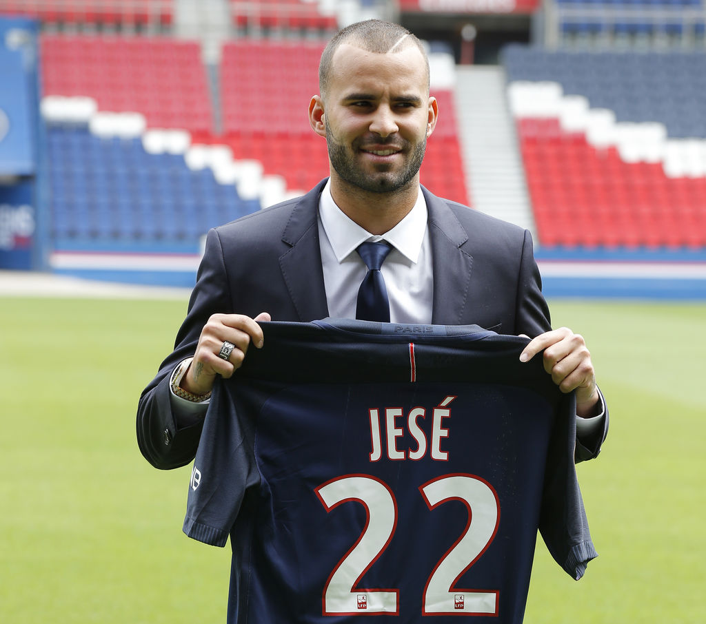 Jesé Rodríguez firmó por cinco temporadas con el multicampeón francés. (AP)