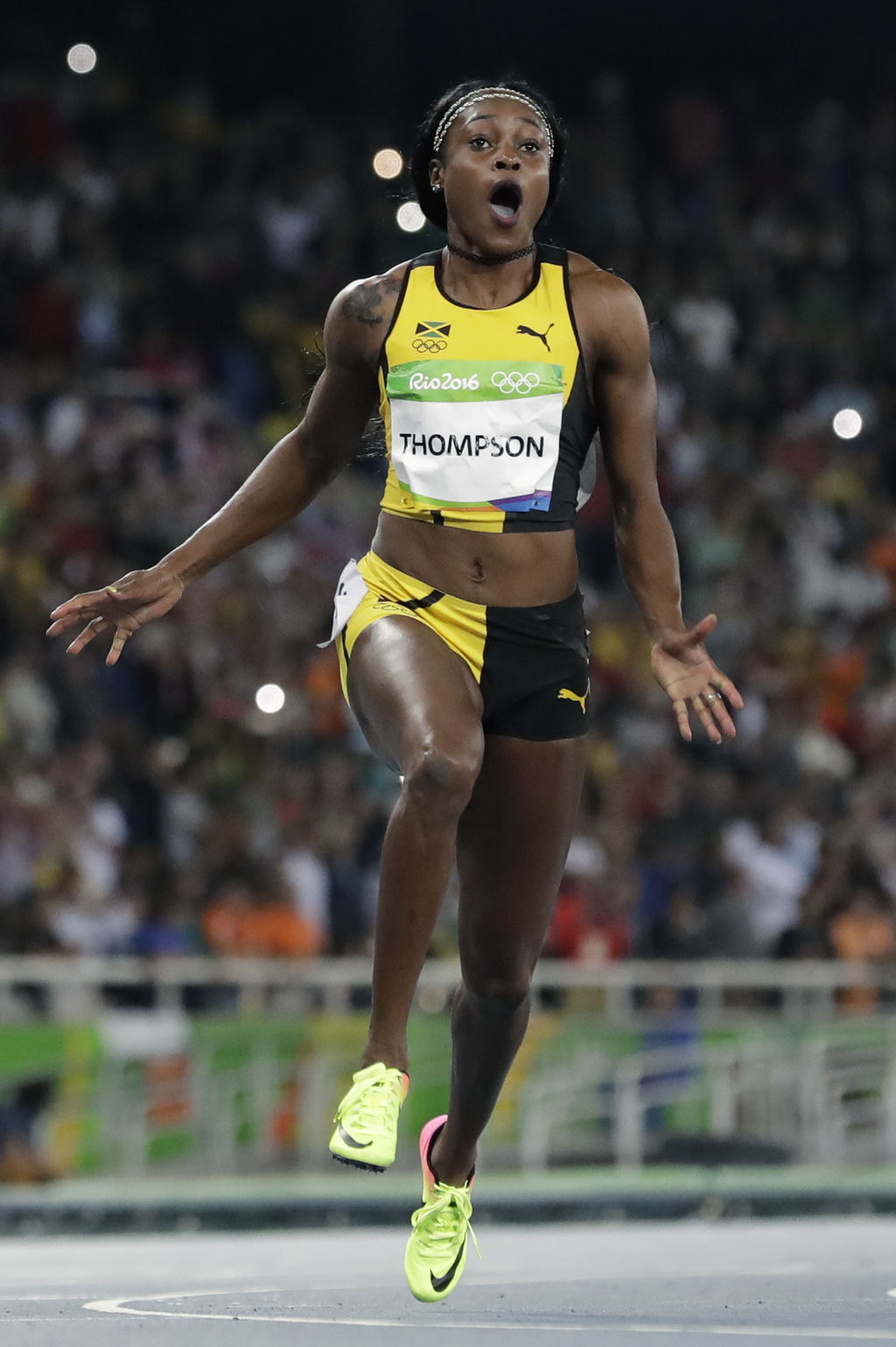 Thompson consiguió la medalla de oro con un tiempo a de 10.71 segundos. (AP)