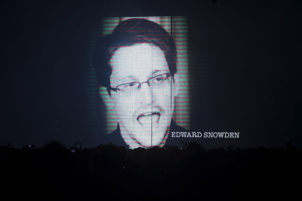 'Las evidencias indirectas y el sentido común apuntan a que la responsabilidad es de Rusia', escribió Snowden en Twitter. (ARCHIVO)