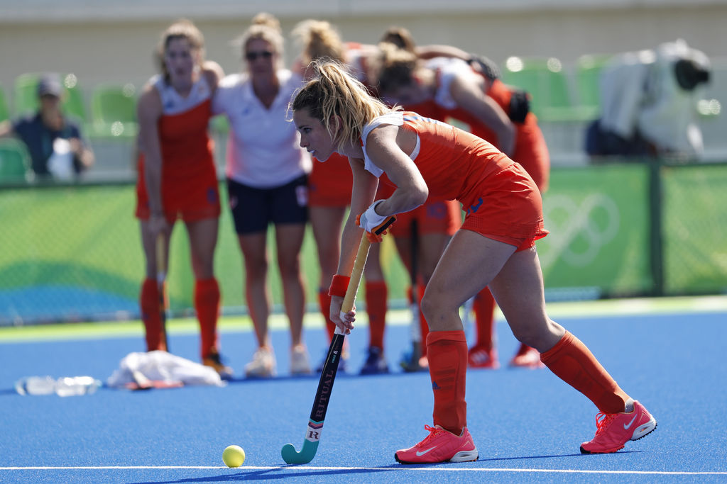 Holanda va por oro olímpico en hockey sobre césped femenil