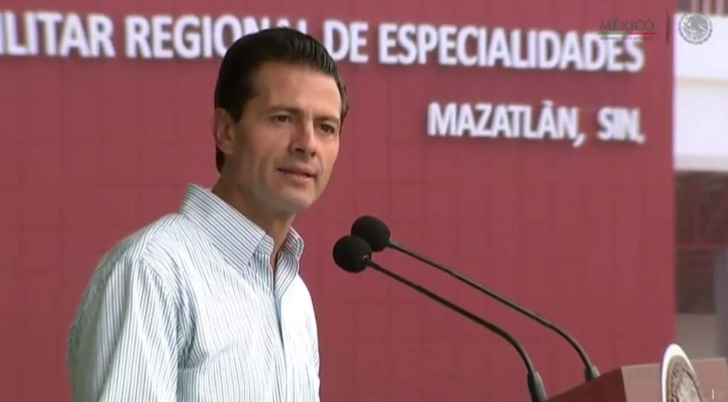 Peña Nieto afirmó que en las letras de sus canciones, Juan Gabriel proyectaba la esencia del pueblo mexicano, sus raíces y sus tradiciones. (ESPECIAL) 