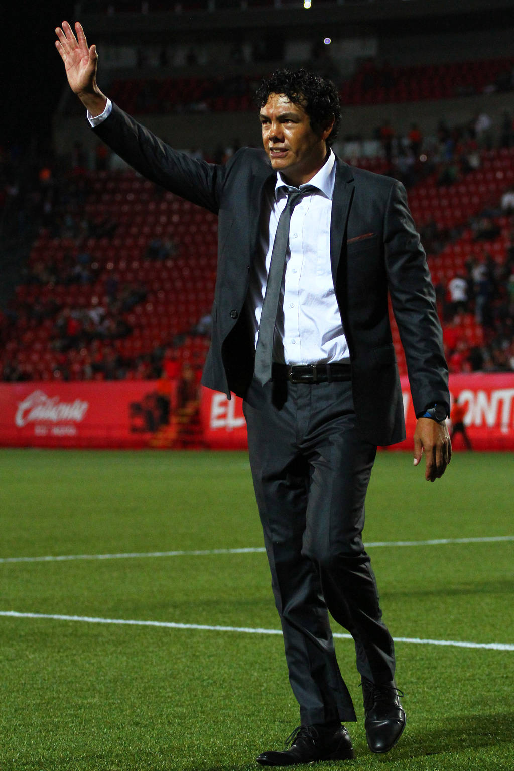 Joel 'Tiburón' Sánchez es el director técnico de los Leones Negros de la UdeG, equipo del Ascenso MX. Sánchez cree que UdeG puede levantar el nivel