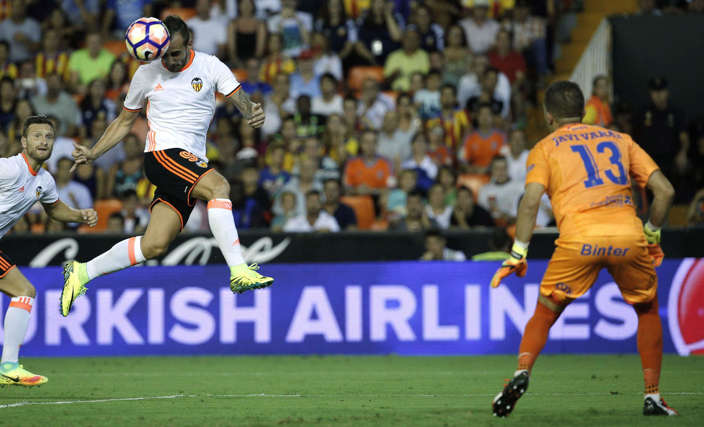 
Alcácer anotó 43 goles en tres temporadas con el Valencia.
