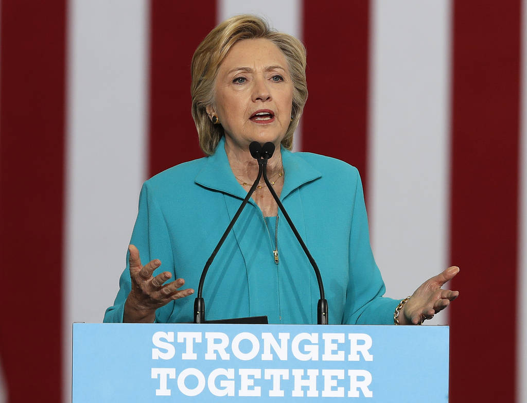 Indagan. Unos 30 correos electrónicos que tiene Hillary Clinton podrían estar relacionados con el ataque en Bengasi.