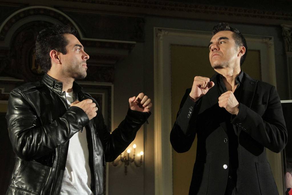 De nuevo juntos. Los comediantes Omar Chaparro y Adrián Uribe dieron detalles de su show cómico titulado Imparables.