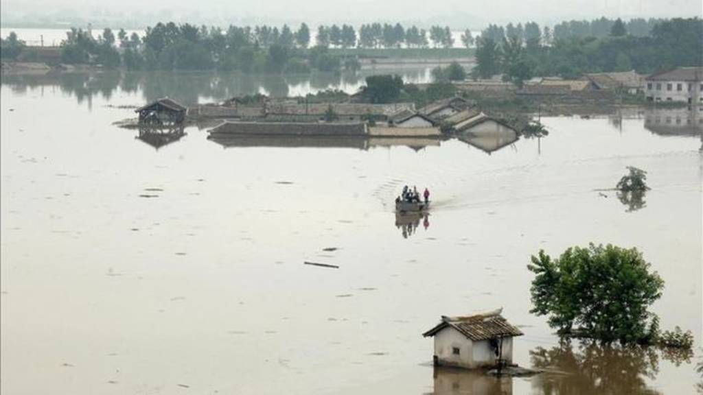Saldo. 17 mil 180 casas y cuatro mil 400 edificios han sufrido daños por las inundaciones generadas.