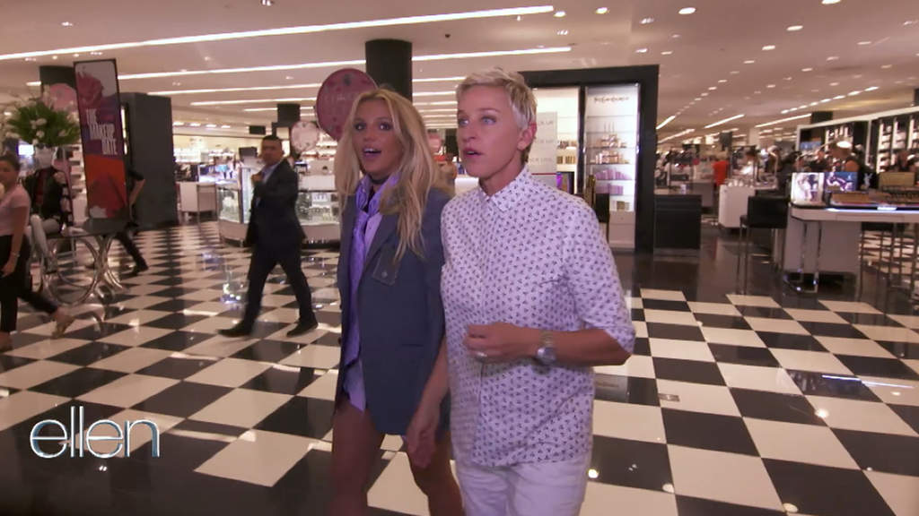 Video. Britney y Ellen paseraron por un mall. (ESPECIAL)