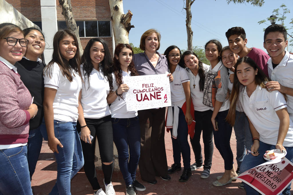 Aniversario. La UANE campus Torreón, cumple 40 años de  existencia. (EL SIGLO DE TORREÓN/ EDITH GONZÁLEZ)