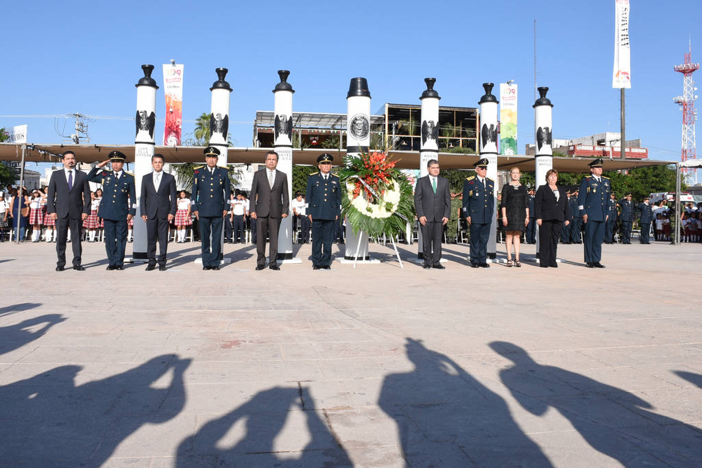Celebración. Autoridades militares, civiles recuerdan Gesta Heroica de Niños Héroes. (FERNANDO COMPEÁN) 