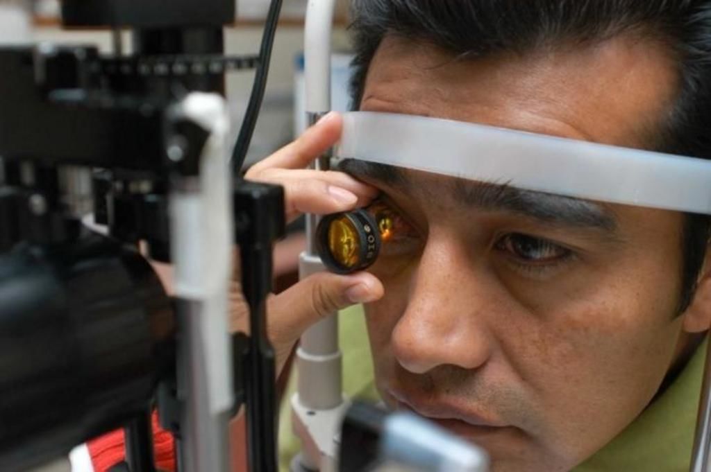 Los mexicanos tienen predisposición genética al desarrollo de glaucoma, enfermedad que además es la primera causa de ceguera en el mundo. (ARCHIVO)