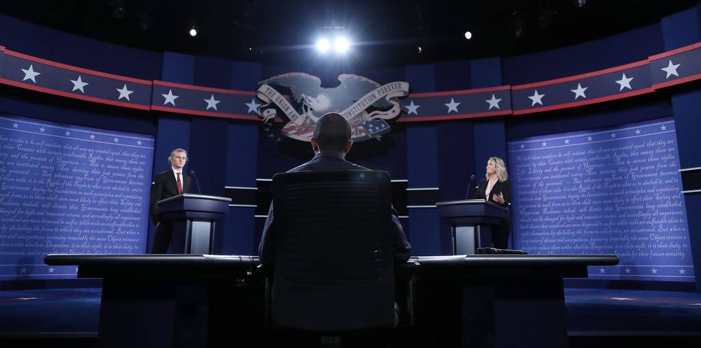 Todo listo. El equipo de transmisión del primer debate presidencial hizo las últimas pruebas para el primer encuentro que tendrán esta noche Hillary Clinton y Donald Trump en la Universidad Hofstra.