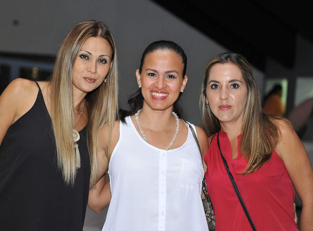 Lorena, Cynthia y Claudia.
