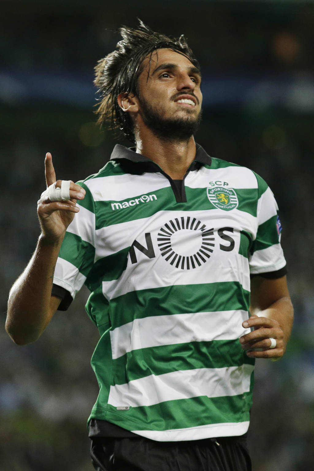 Bryan Ruiz en festejo. (AP)