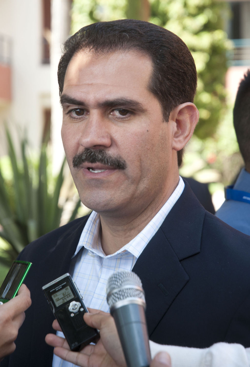 Guillermo Padrés obtuvo un nuevo amparo contra orden de aprehensión. (ARCHIVO) 