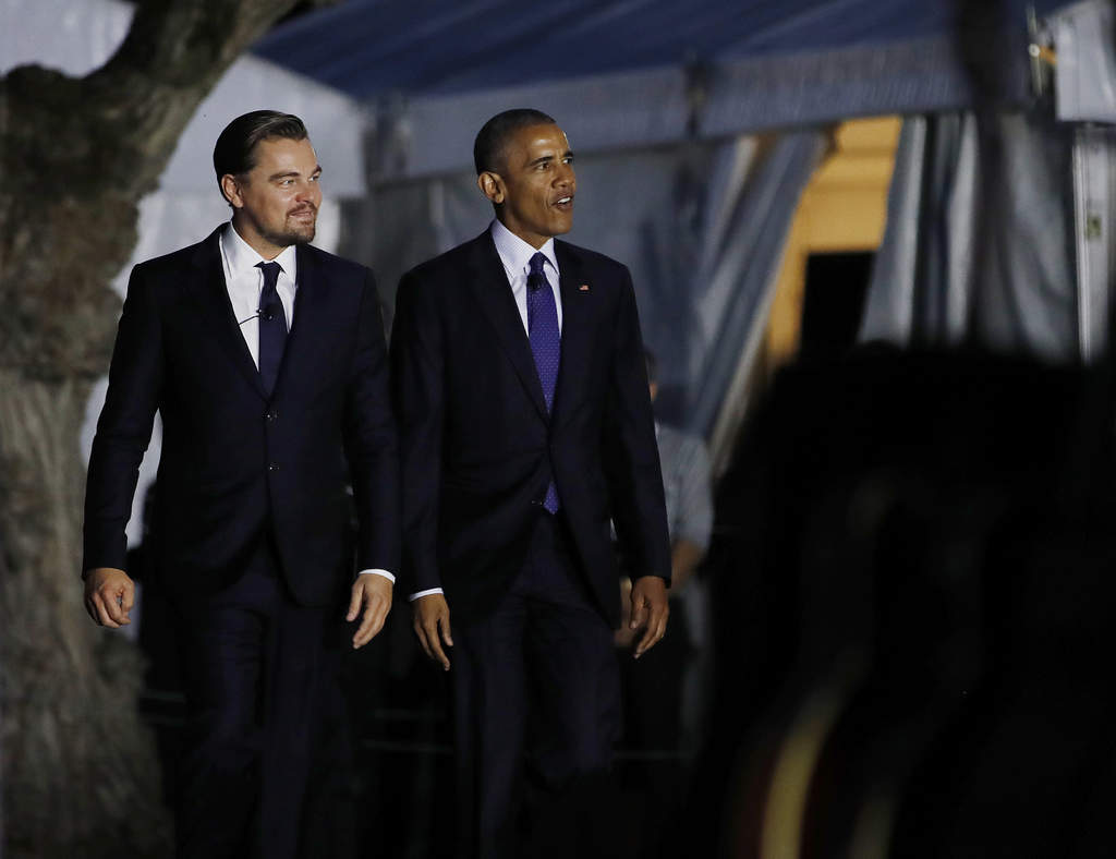 El ganador de un Óscar por 'The Revenant' llevó su activismo medioambiental a la Casa Blanca durante una conversación con Obama.  (AP)