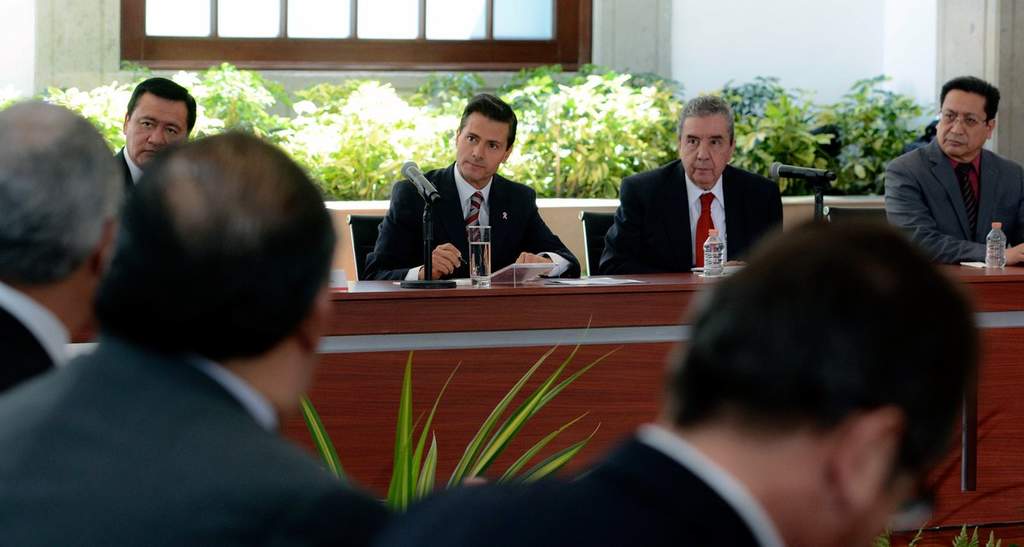 En el encuentro, que se llevó a cabo en la Residencia Oficial de Los Pinos, sostuvieron un diálogo abierto sobre diversos temas de interés nacional. (TWITTER)