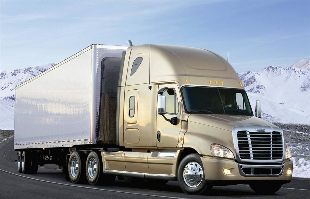 Dinámica. La venta de camiones pesados se disparó 21.2 por ciento, según el reporte de la Anpact.