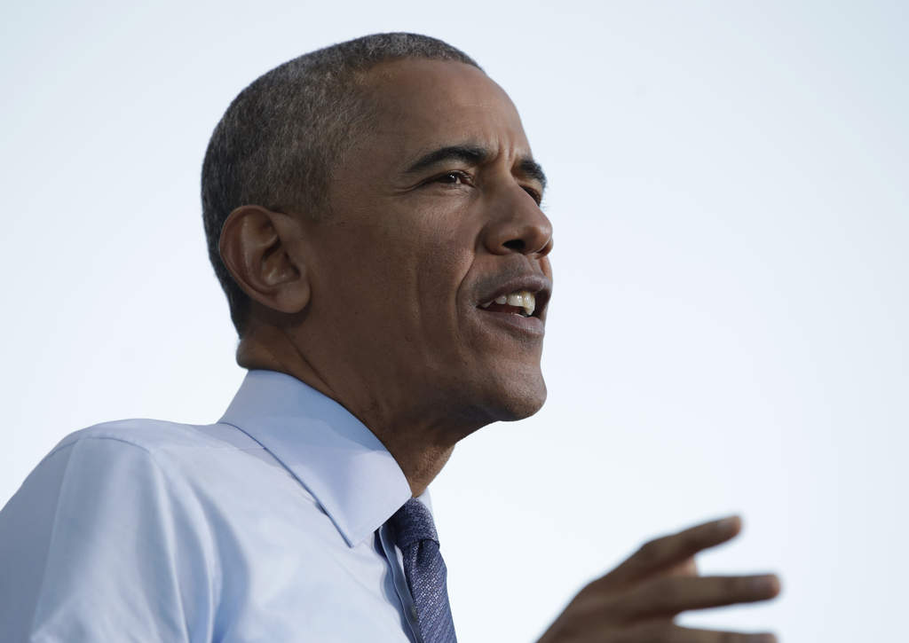 Obama ofreció un discurso ante cientos de personas que asistieron al evento con motivo del Mes de la Herencia Hispana en la Casa Blanca. (ARCHIVO)
