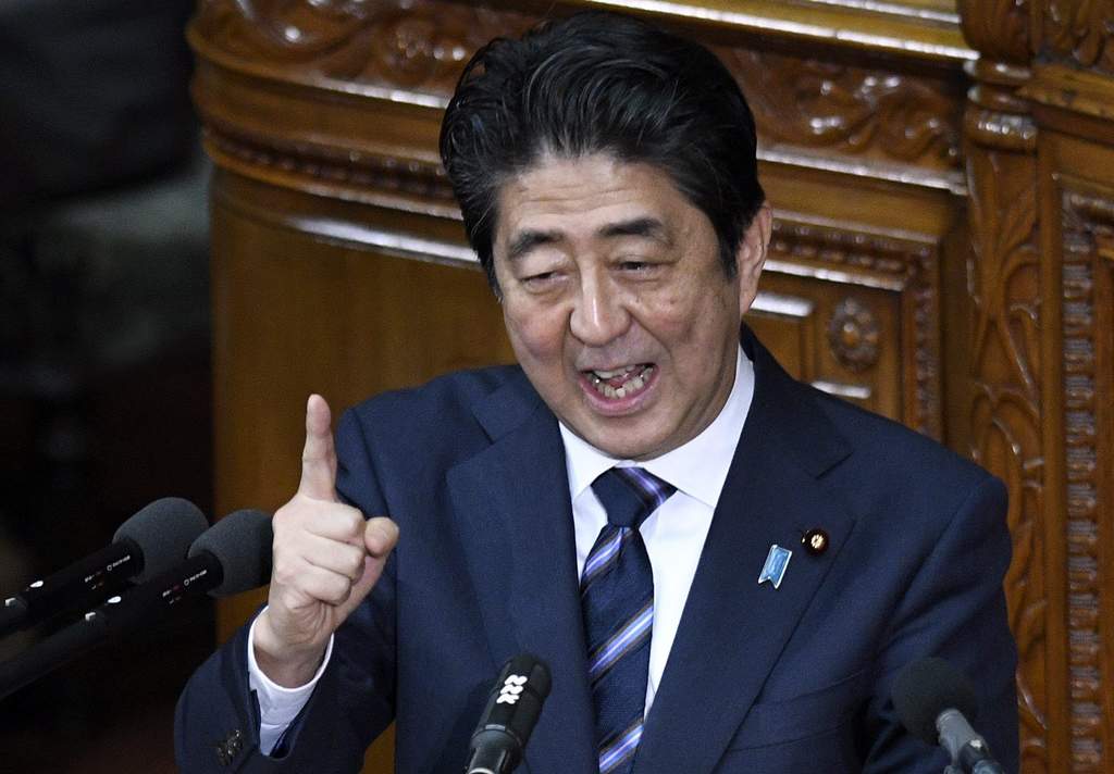 Este posible nuevo giro en la postura de Tokio responde, según las fuentes consultadas por Kyodo, a un deseo expreso de Abe, que cree que Moscú no va a variar nunca su postura. (ARCHIVO)