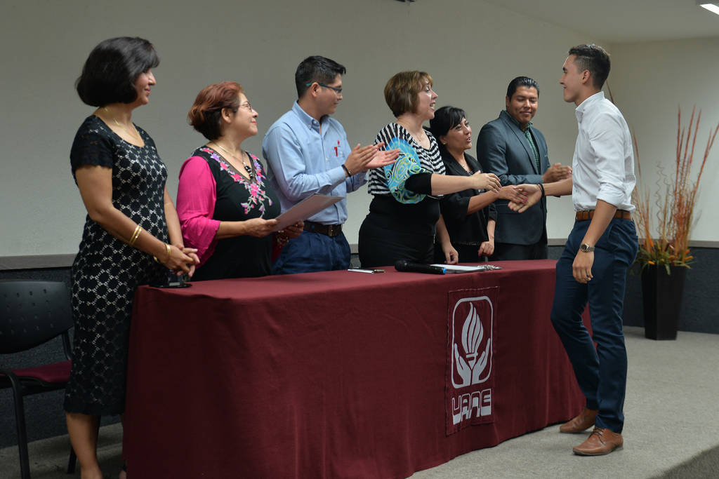 Evento. Fue esta semana cuando se realizó una ceremonia en la UANE campus Torreón para reconocer a los quince estudiantes. (Ernesto Ramirez)