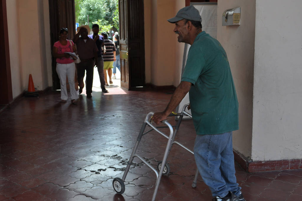 Discapacidad. Buscan sensibilizar a los funcionarios del Municipio de Lerdo respecto al tema de la discapacidad de la gente. (ARCHIVO)