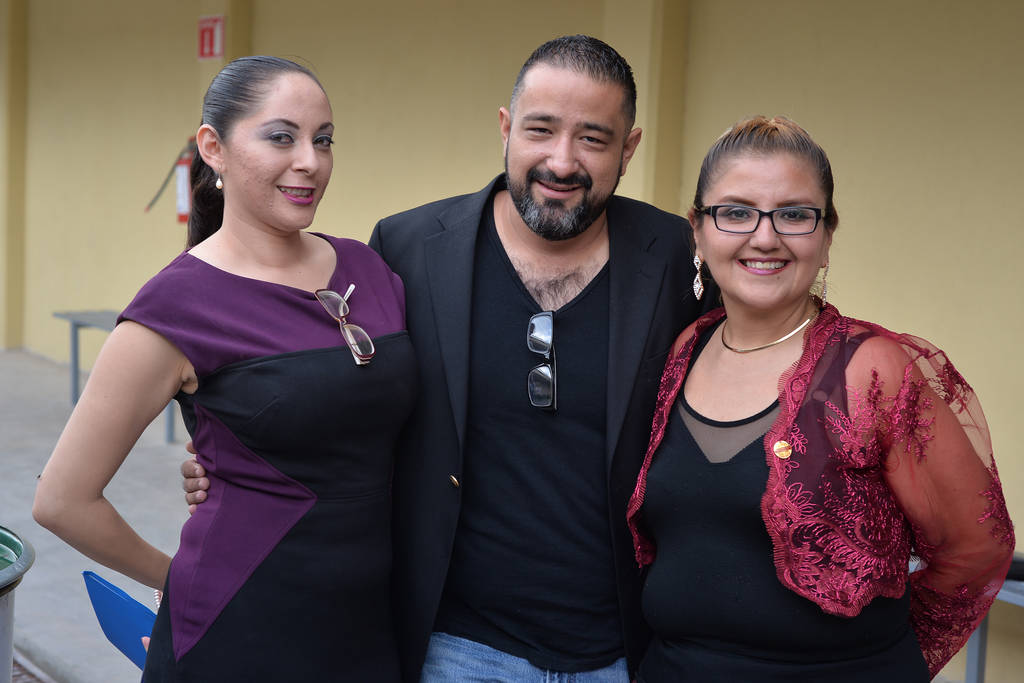 Carmen, Oziel y Paola.