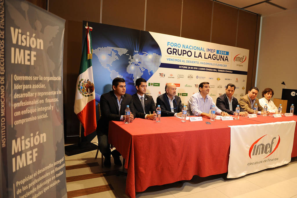Foro nacional. El presidente de IMEF Laguna, Alfredo Murra Farrús, dio los pormenores del evento.