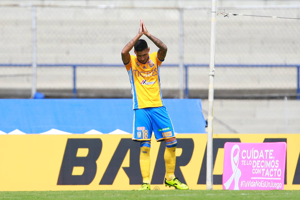 La Figura. Ismael Sosa anotó un gol y puso pase para otro en la victoria de Tigres ante Pumas. (Jam Media)