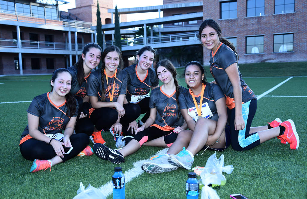 Cristina, Andrea, Diana, Salma, Katherine, Paulina y Andrea.
