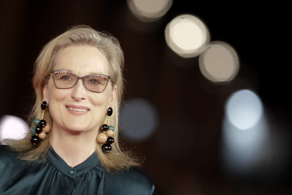 'Estoy muy halagada de oír eso. Pero tendría que esperar, puesto que todos sus grandes logros aún están por llegar', afirmó Streep. (ARCHIVO)