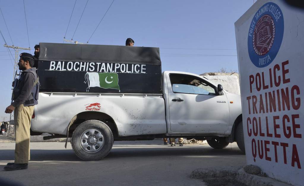 Reivindica Estado Islámico ataque en academia de policía en Pakistan