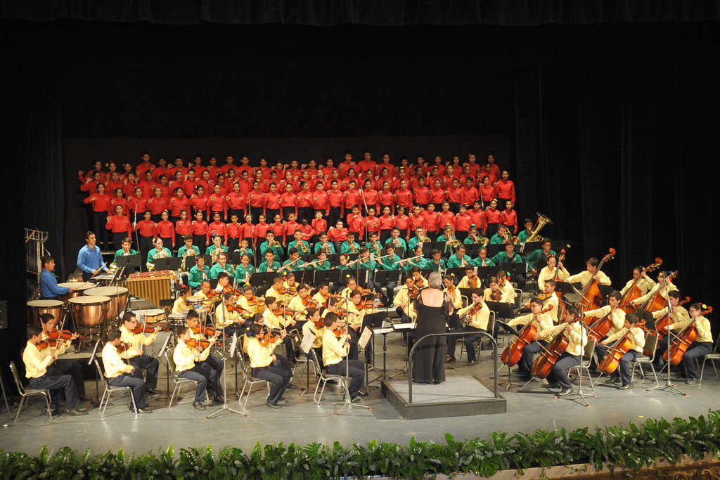 Objetivo. Una de las intenciones de la Orquesta Sinfónica Esperanza Azteca es incrementar el número de jóvenes del coro
