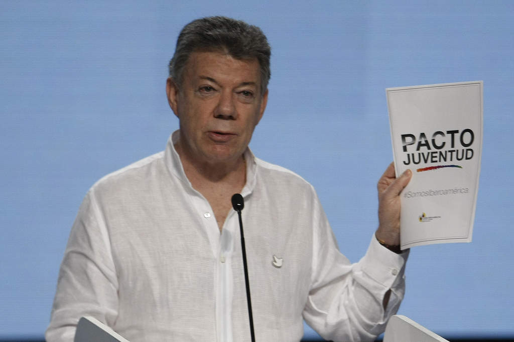 Las partes buscan consensos para modificar el acuerdo de paz firmado por el Gobierno con las Fuerzas Armadas Revolucionarias de Colombia (FARC) y que no fue aprobado en el plebiscito del 2 de octubre.
