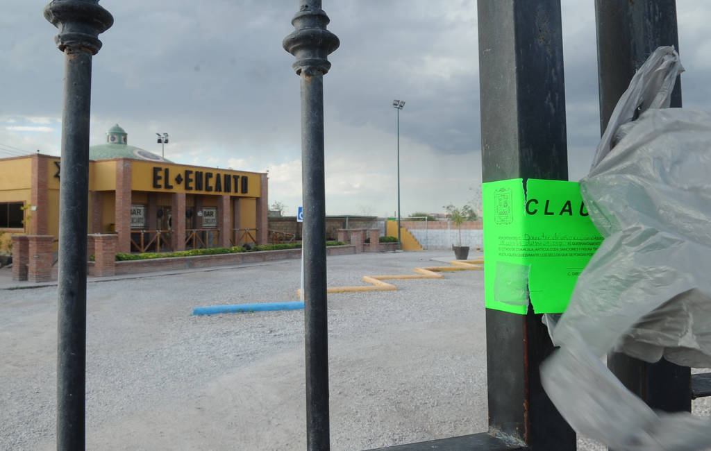 Clausurado. Por 15 días estará cerrado este negocio, ya que el sábado violó el horario autorizado. (EL SIGLO DE TORREÓN)