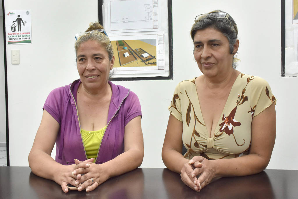 Mejoran. Representantes de la asociación Ananda, destacaron el trabajo de Leticia Herrera en mejorar el centro de atención animal. (CORTESÍA)