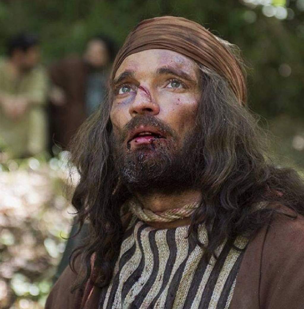 Personaje. El actor argentino Julián Gil protagoniza el filme sobre Jesús; el rodaje del filme se realiza en España con más de 200 extras para varias escenas. La película ya fue prevendida a Estados Unidos.
