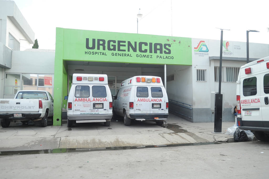 Grave. Se apuñala en el estómago y recibe atención en el Hospital General de Gómez Palacio. (ARCHIVO)
