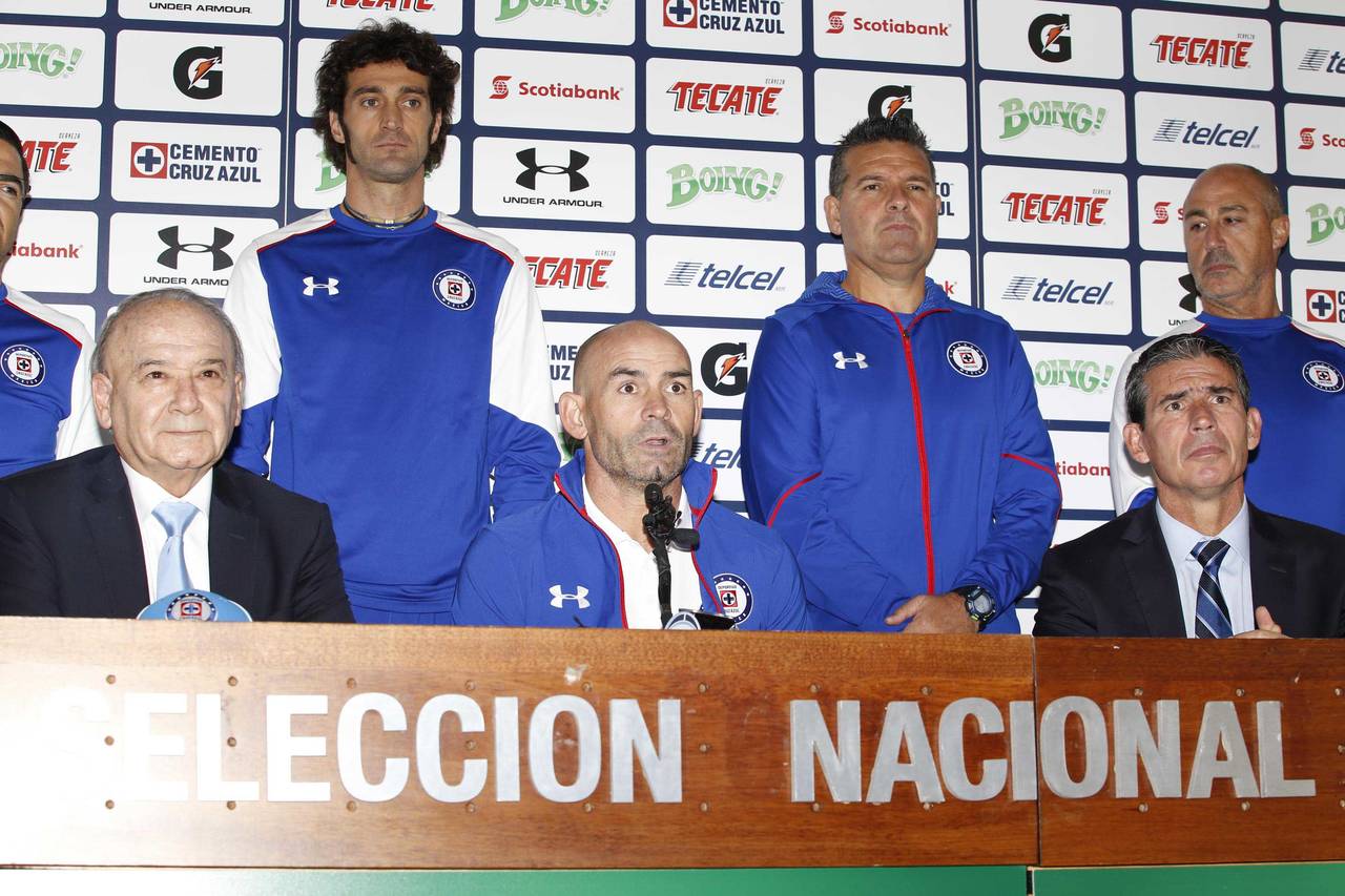 Con la intención de recuperar el protagonismo perdido en los últimos torneos, Cruz Azul presentó a Paco Jémez. Jémez no promete títulos con Cruz Azul