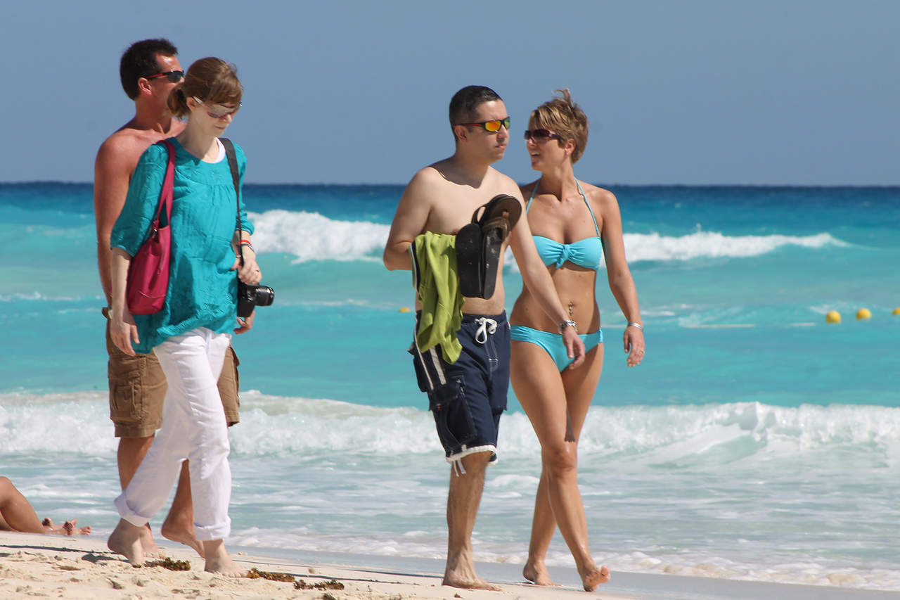 La agencia de viajes por Internet destacó que Cancún se posiciona cada año como uno de los tres destinos favoritos a nivel nacional, pero principalmente en el gusto de los viajeros internacionales. (ARCHIVO)