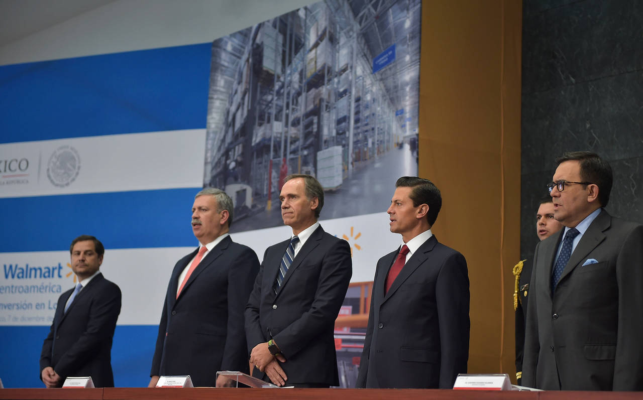 Proyectos.   Peña Nieto, se reunió con altos directivos de Walmart de México y Centroamérica.