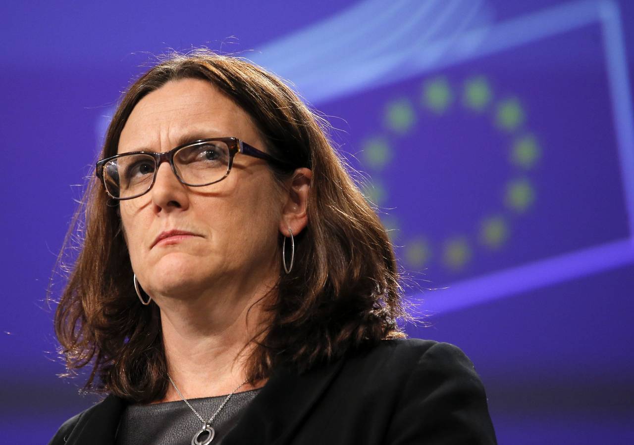 Propuesta. La comisaria europea de Comercio, Cecilia Malmstrom, ofrece una rueda de prensa .