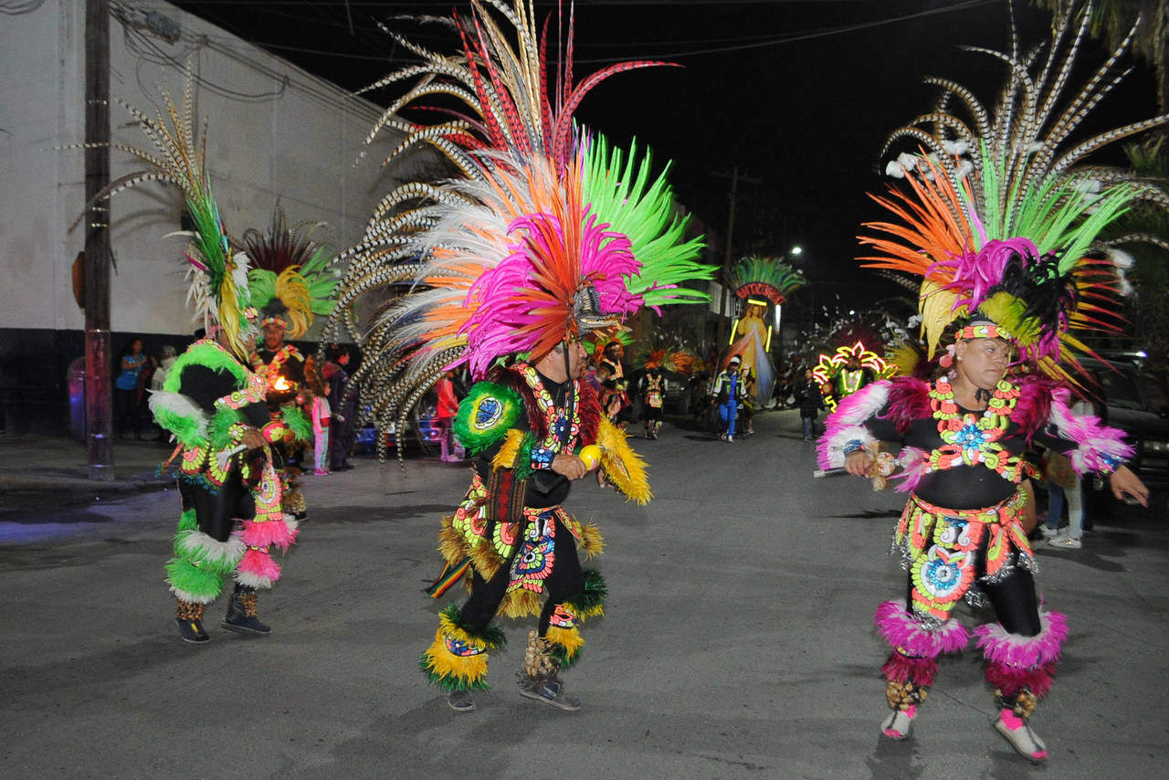 Más de 50 años. El primer grupo de Danza Azteca originario de Torreón, la Danza Chicomoztoc, cumplió 52 años. (RAMÓN SOTOMAYOR)