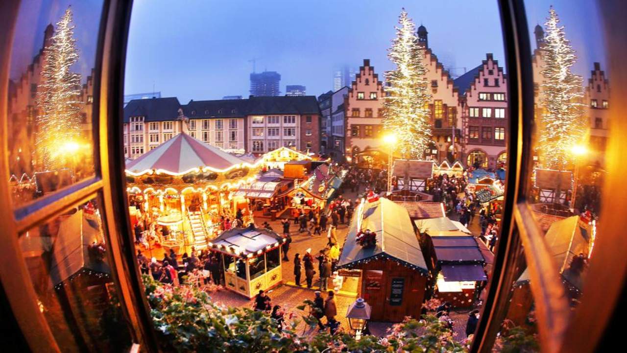 El mercado navideño de Ludwigshafen, en Alemania. (INTERNET)