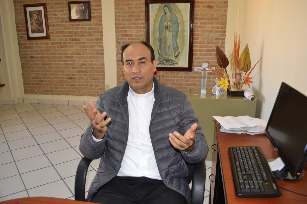  'Son un tiempo de oración y reflexión, para estar preparados y poder recibir al niño Dios en los corazones, el nacimiento de una nueva vida llena de amor y bondad”, explicó Julio Carrillo Gaucín, vicario general de la Diócesis de Gómez Palacio. (ARCHIVO)