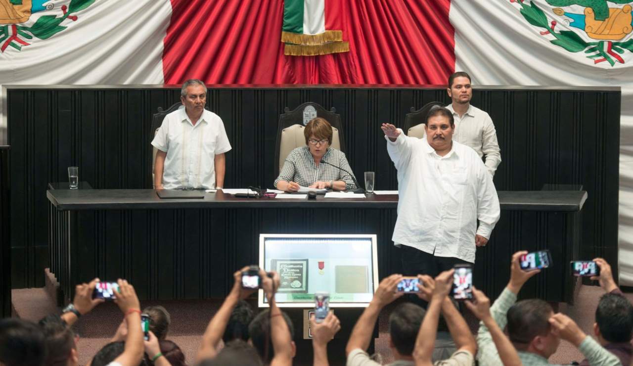 El pleno del Congreso del estado eligió por unanimidad a Miguel Ángel Pech Cen como nuevo fiscal de Quintana Roo por nueve años. (TWITTER)