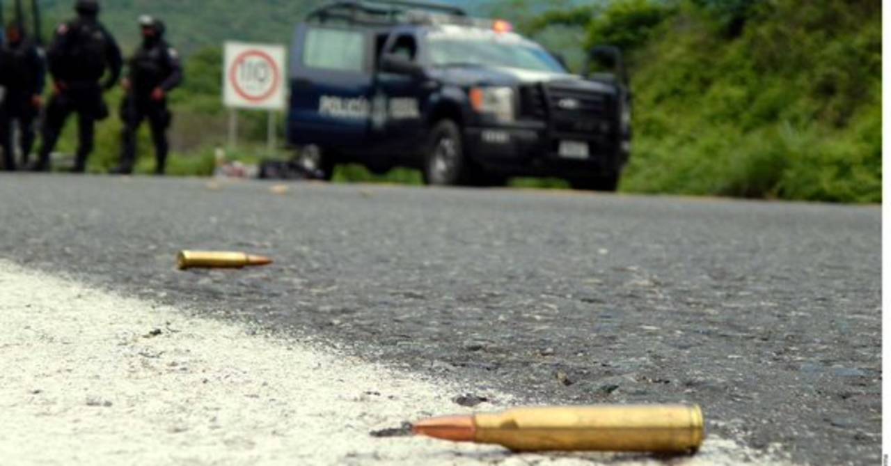 Sin descanso. En Oaxaca, Jalisco y Michoacán se dieron hechos violentos por presuntos grupos delictivos.