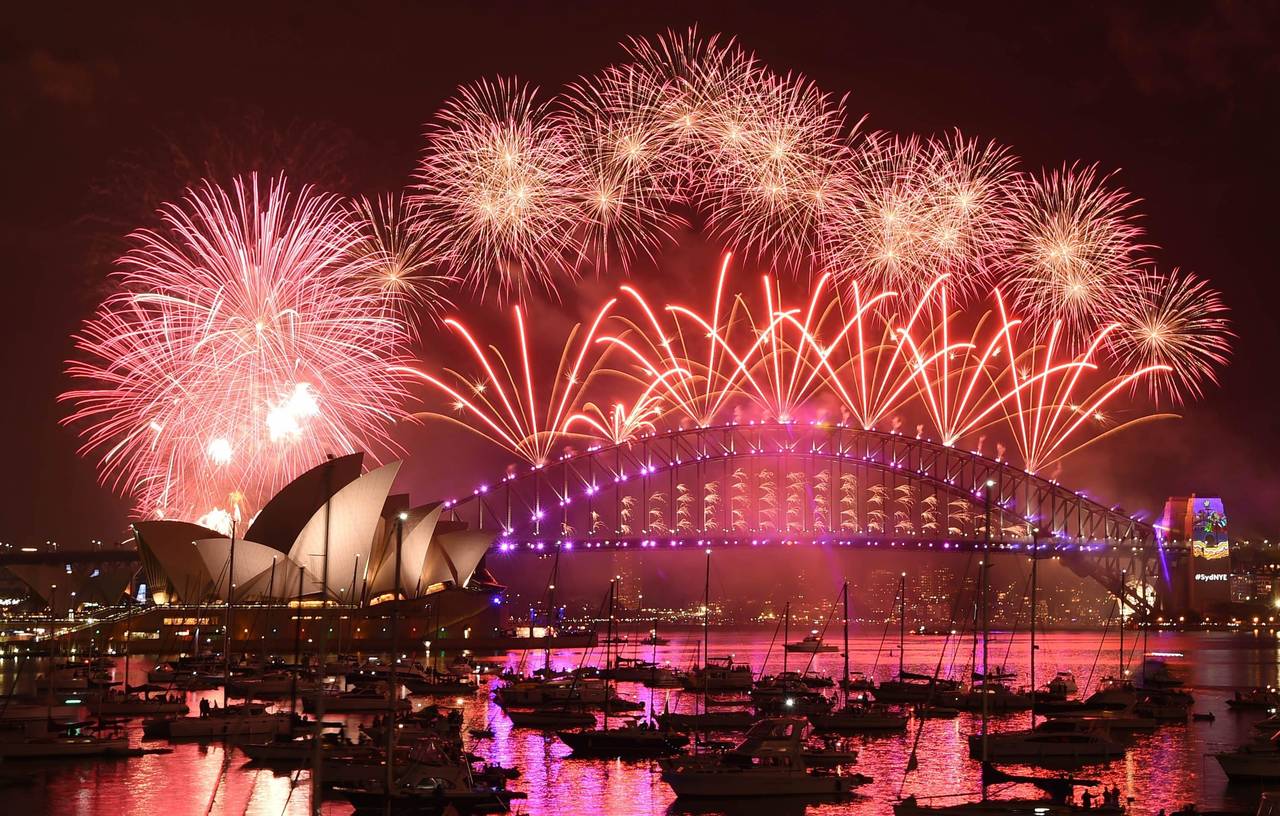 Monumental. Siete toneladas de fuegos artificiales se utilizaron para crear la exhibición en Harbour Bridge de Sidney.